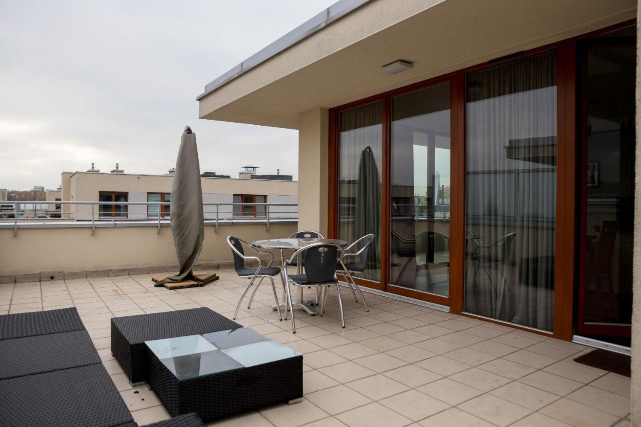 Hlonda Deluxe Apartment With Terrace 바르샤바 외부 사진